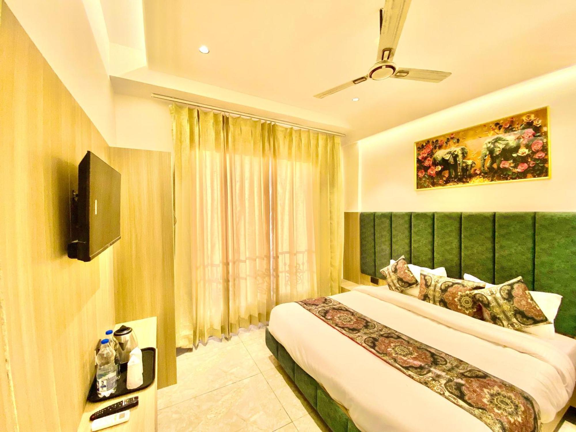 Park Plaza Hotel Near Golden Temple Amritsar Exterior photo