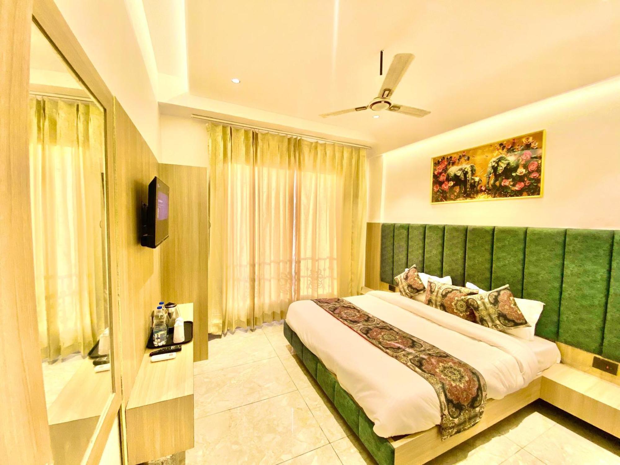 Park Plaza Hotel Near Golden Temple Amritsar Exterior photo